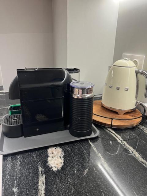 卡迪纳尔酒店 布拉格埃夫格拉德 外观 照片