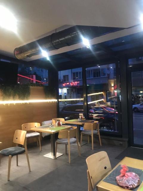 卡迪纳尔酒店 布拉格埃夫格拉德 外观 照片